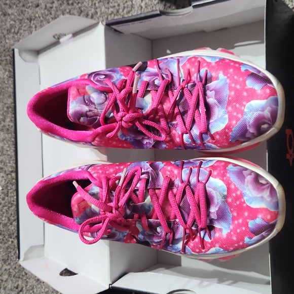 KD 8 Aunt Pearl Sneaker - Picture 5 of 9